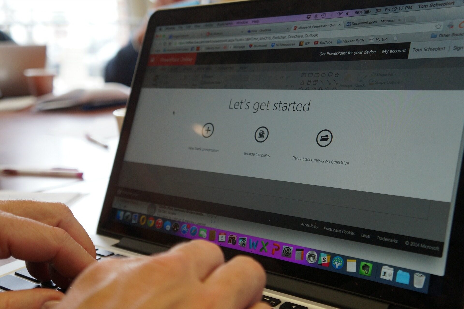 cropped-computer-864729_1920.jpg